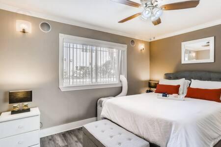 Awesome 3Br 2Bth 1 Block To Beach C2 Νιούπορτ Μπιτς Εξωτερικό φωτογραφία
