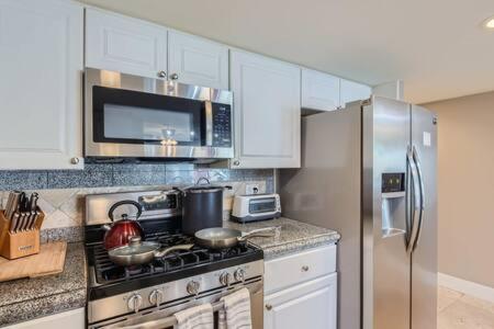 Awesome 3Br 2Bth 1 Block To Beach C2 Νιούπορτ Μπιτς Εξωτερικό φωτογραφία