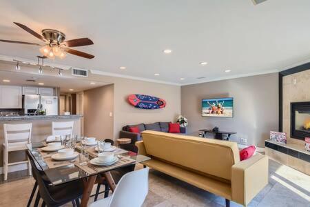 Awesome 3Br 2Bth 1 Block To Beach C2 Νιούπορτ Μπιτς Εξωτερικό φωτογραφία